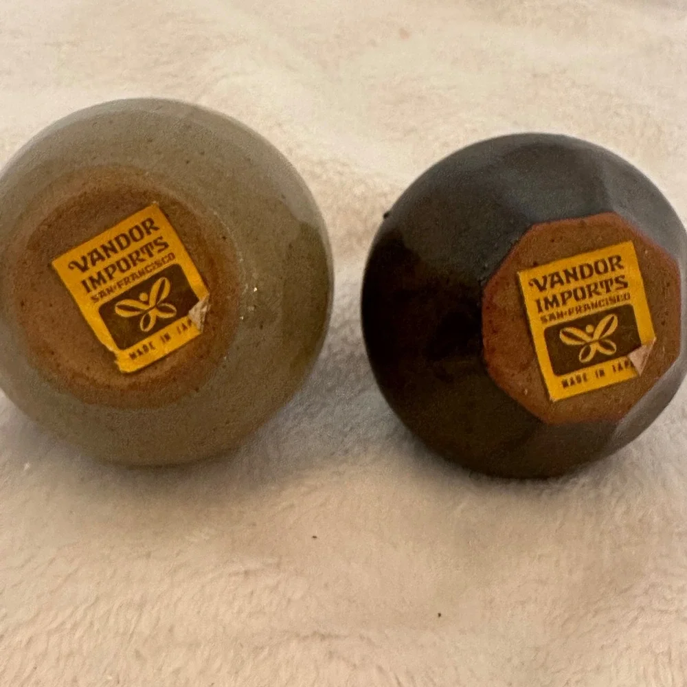 Vandor Import Bud Vase Set Small Brown Excellent Vintage Japan Pottery Retro MCM